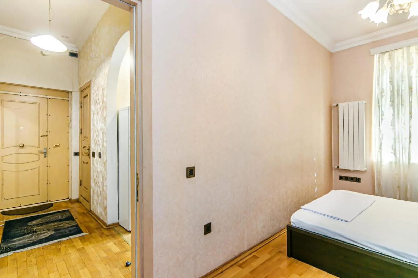 Malakan Lux 3 Rooms باكو شقة